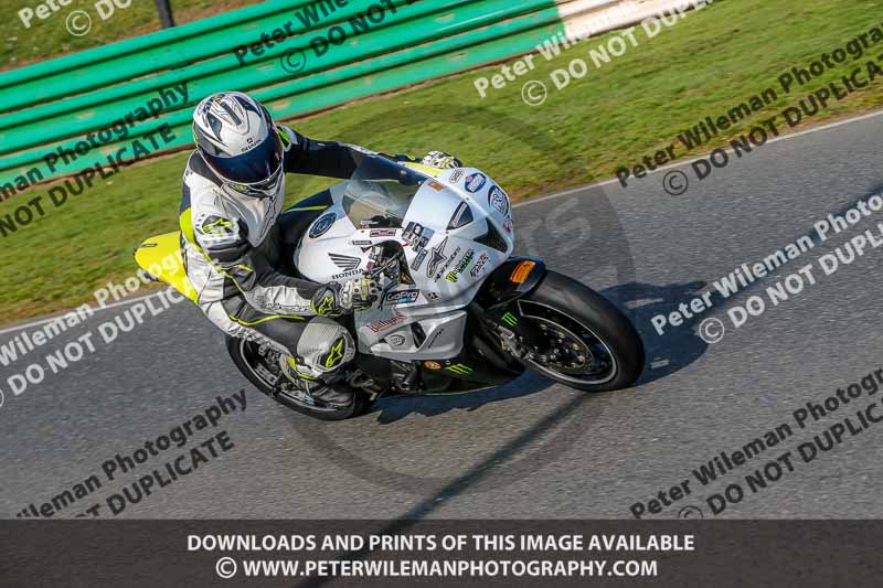 PJ Motorsport Photography 2018;enduro digital images;event digital images;eventdigitalimages;mallory park;mallory park photographs;mallory park trackday;mallory park trackday photographs;no limits trackdays;peter wileman photography;racing digital images;trackday digital images;trackday photos